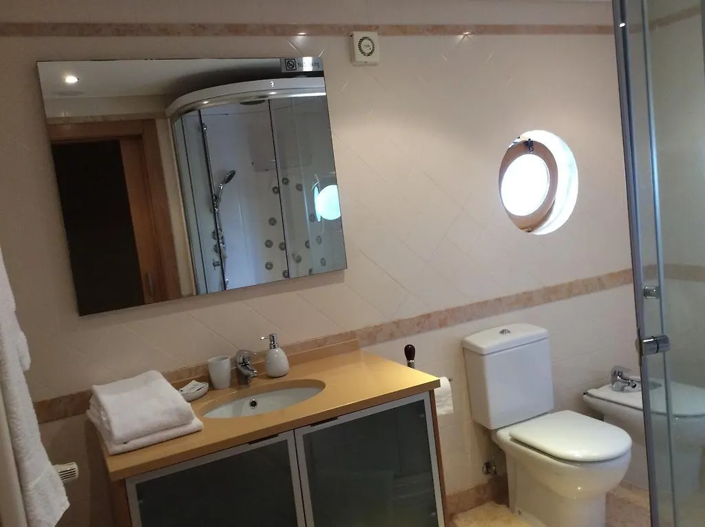Homestay Villa Dos Teixos Cascais
